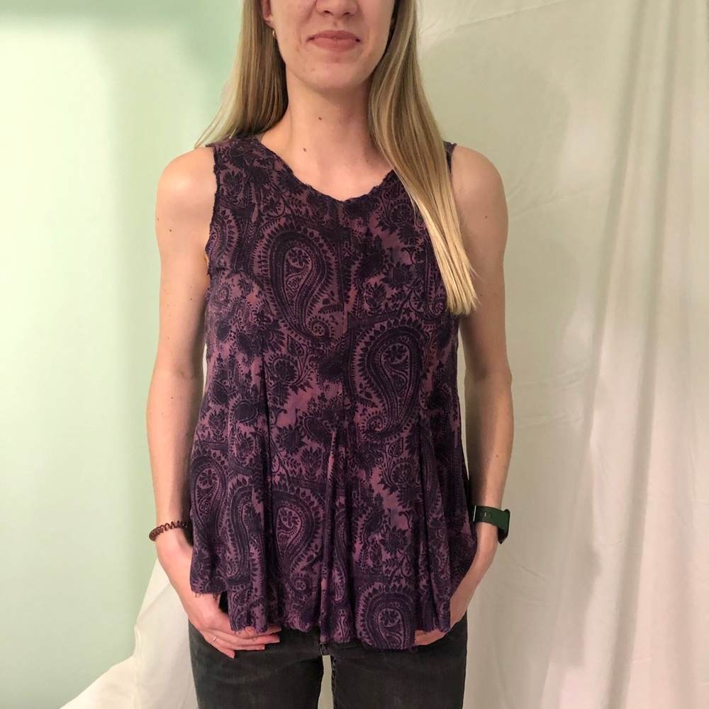 Open back flowy top
